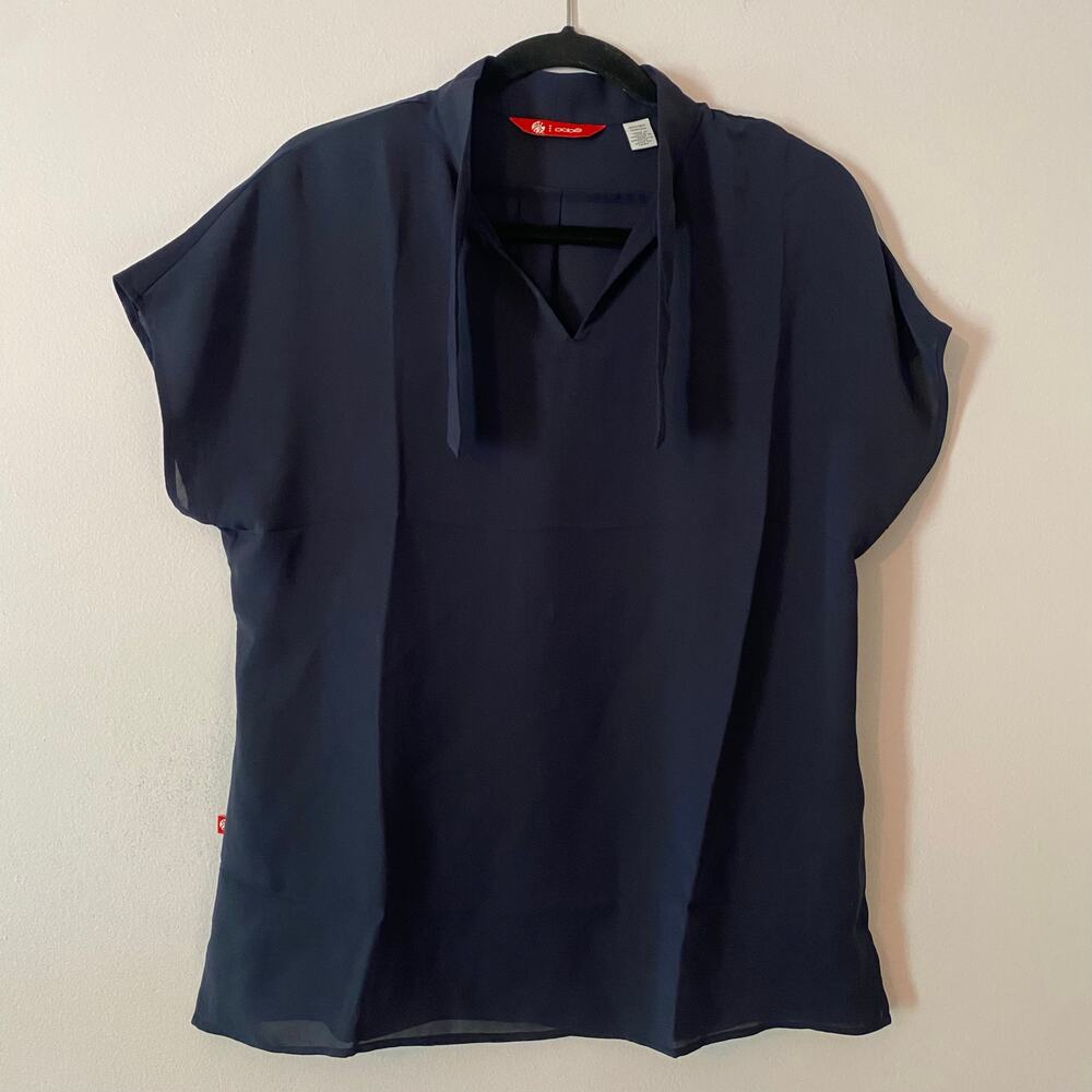 Oobe Chick-fil-a Navy Blue Blouse Lightweight Professional Women's size Small